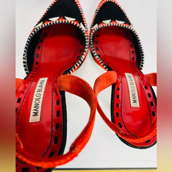 Manolo Blahnik Red and Black Patterned Suede snd Leather Heels Authentic - Picture 8 of 13